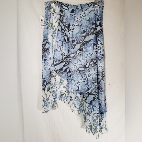 NWT INC International Concepts Blue Lattice Snake Print Skirt Sz 6 - Picture 4 of 8